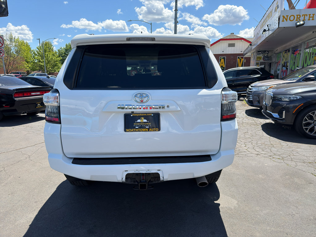 Used 2019 Toyota 4Runner SR5 AWD/4WD image 6
