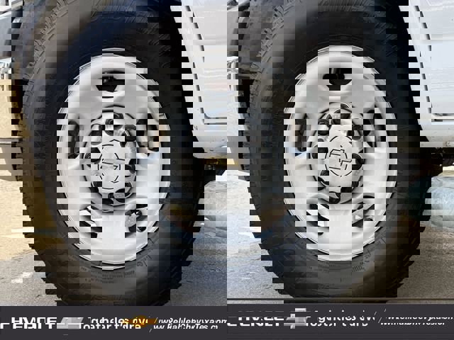 Used 2024 Chevrolet Express 2500 w/ Driver Convenience Package image 10