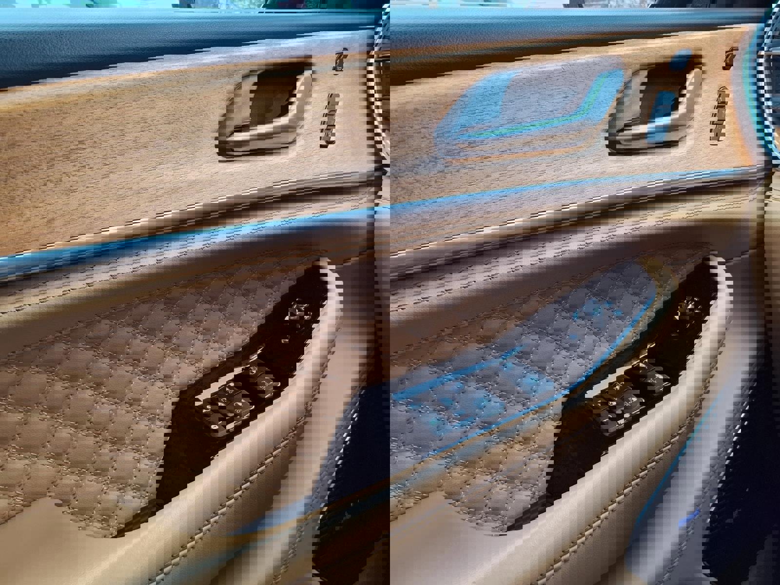 Used 2024 Jeep Grand Cherokee Summit image 19