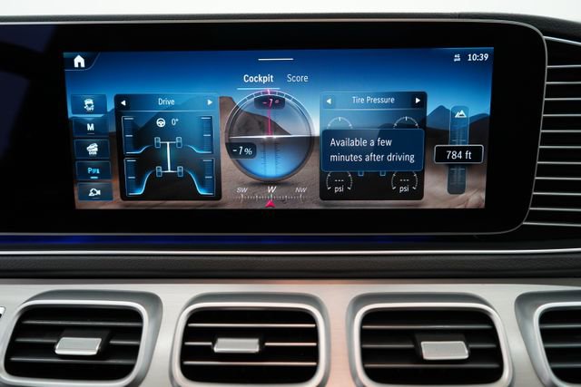 Used 2025 Mercedes-Benz GLS 450 4MATIC image 21