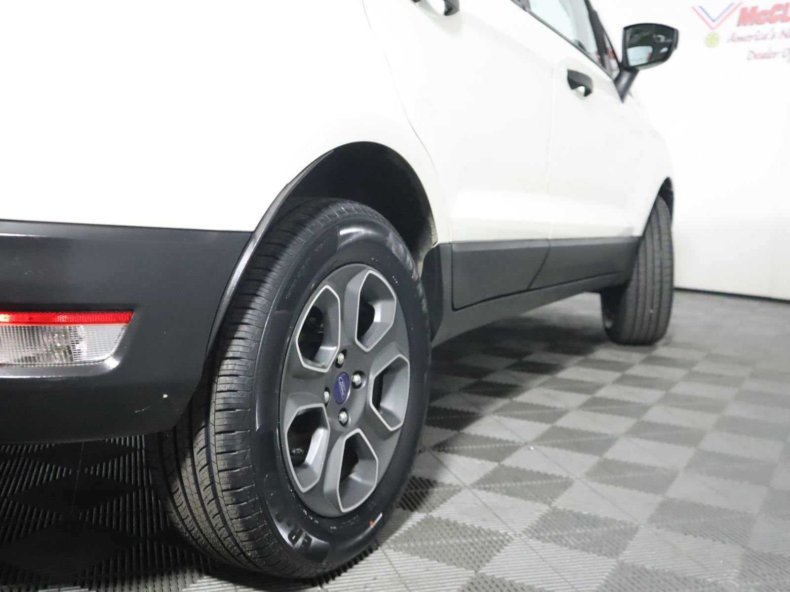 Used 2020 Ford EcoSport S image 19