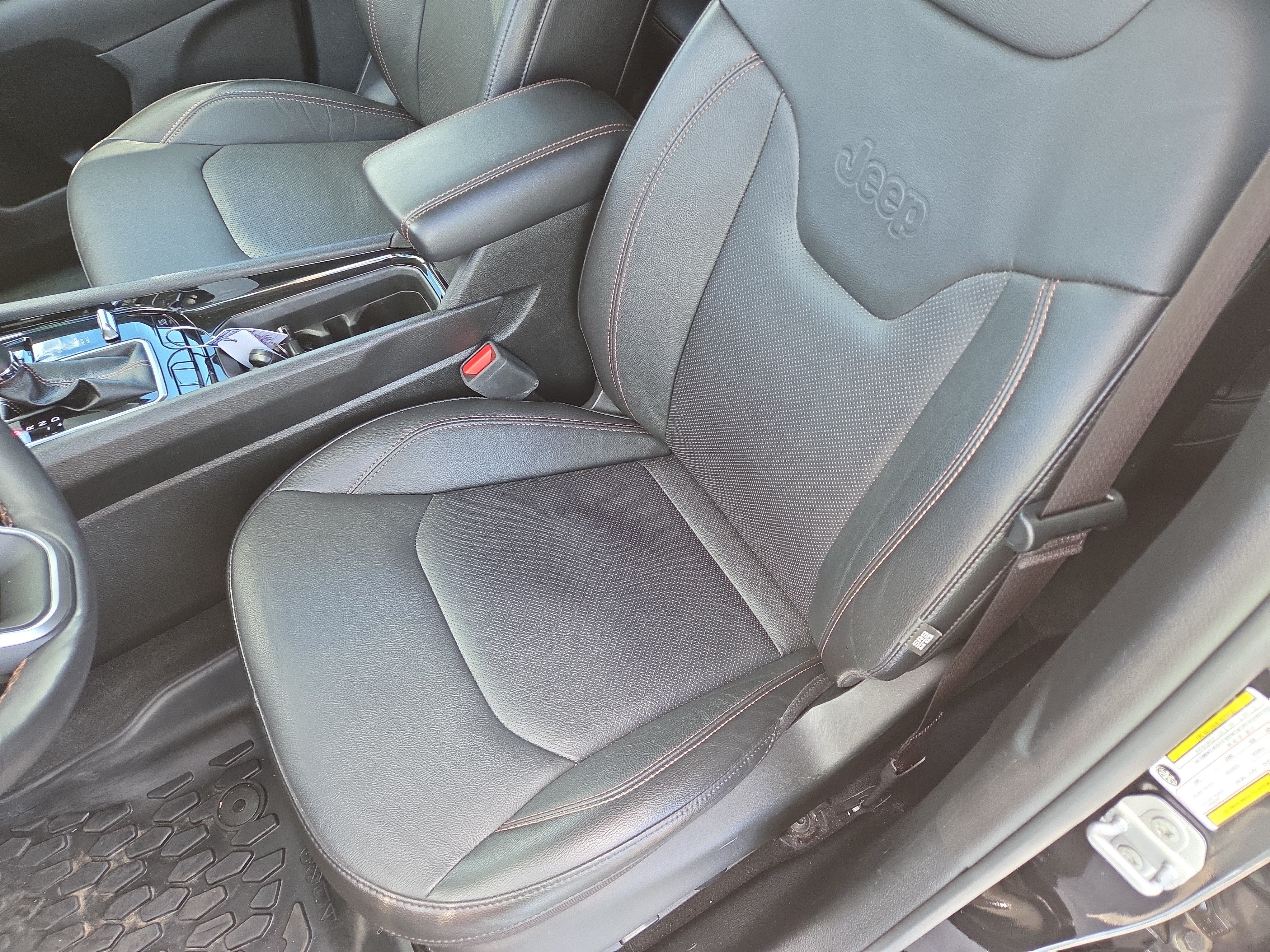 Certified 2022 Jeep Compass Limited AWD/4WD image 14