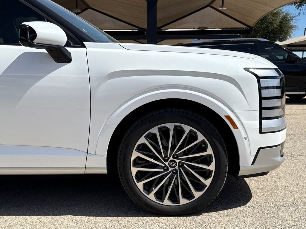 New 2026 Hyundai Palisade Calligraphy FWD image 5