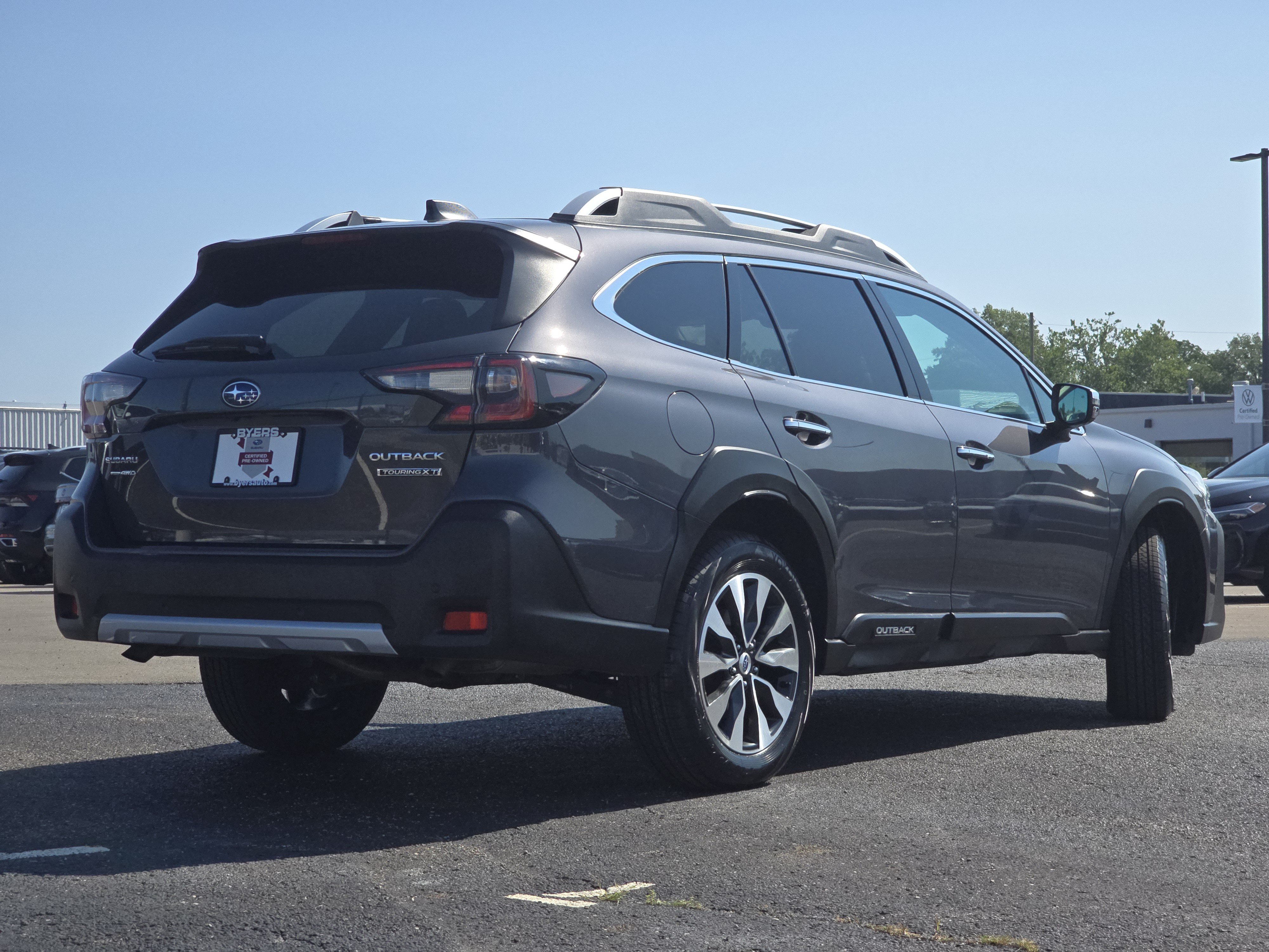 Certified 2023 Subaru Outback Touring XT AWD/4WD image 7