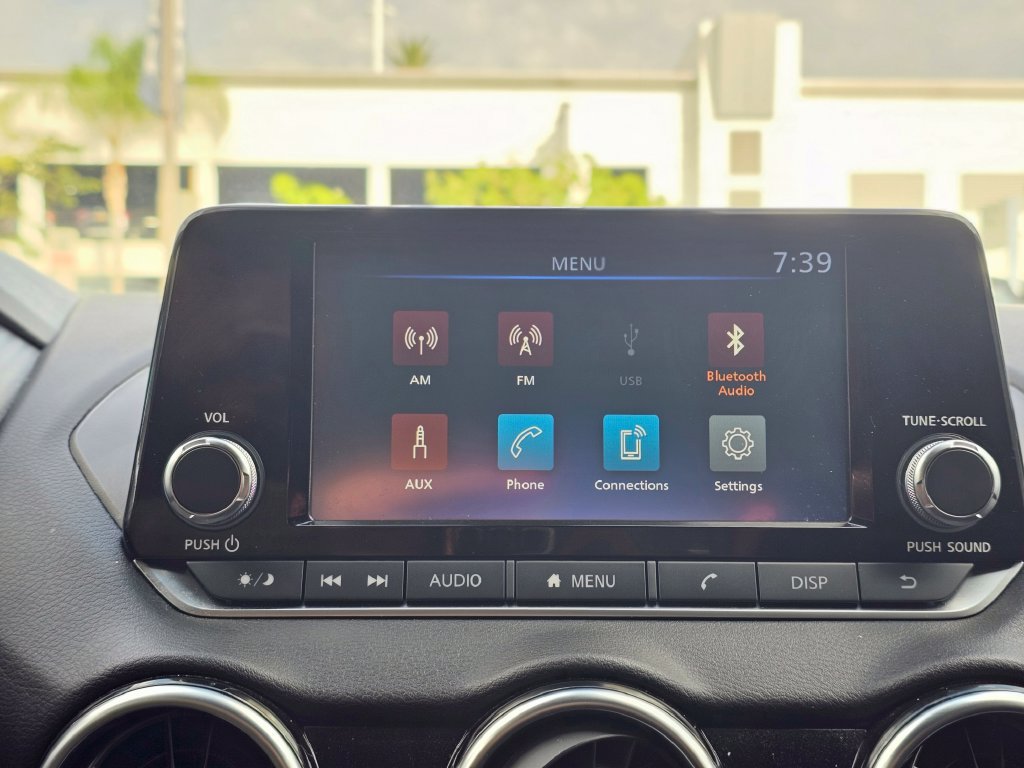 Used 2025 Nissan Sentra S FWD image 18