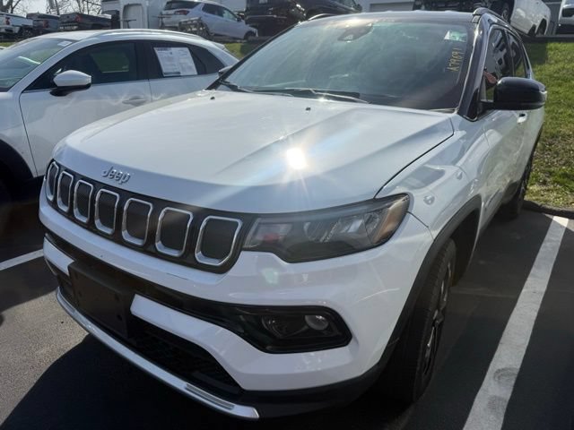 Used 2022 Jeep Compass Limited AWD/4WD image 3