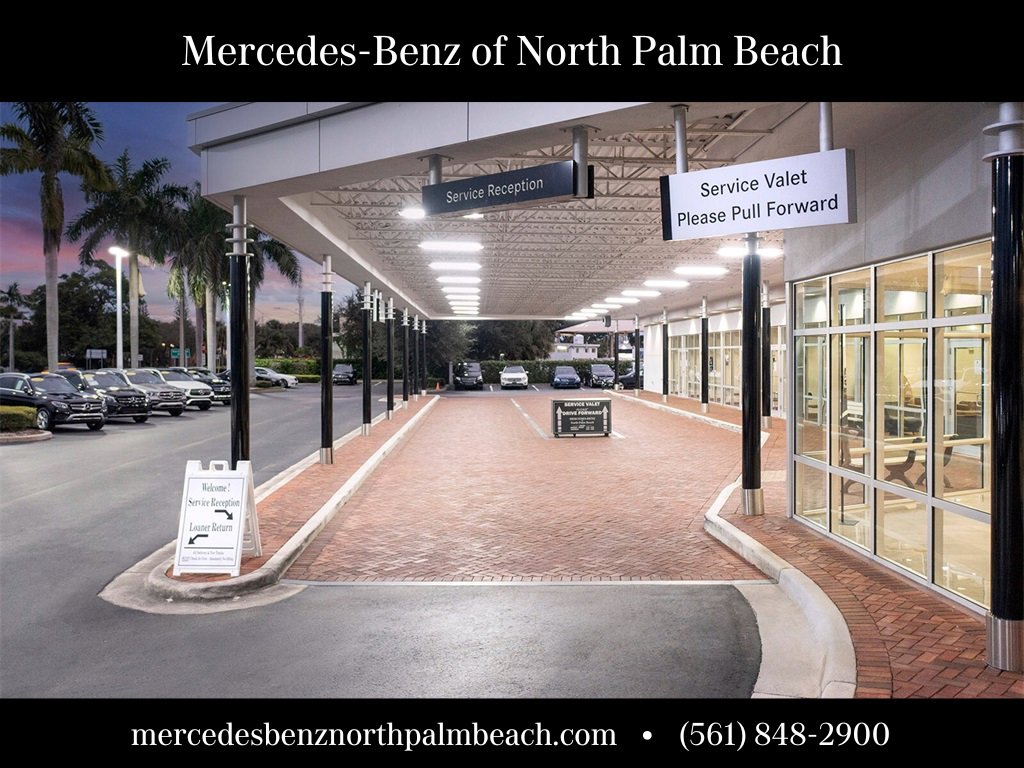 Used 2024 Mercedes-Benz GLC 300 4MATIC image 36