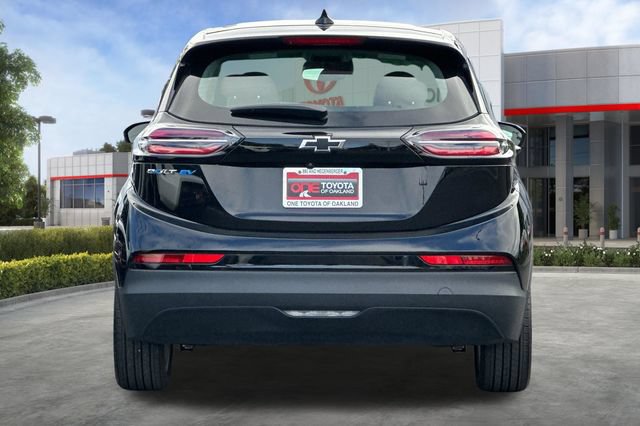 Used 2023 Chevrolet Bolt LT FWD image 5