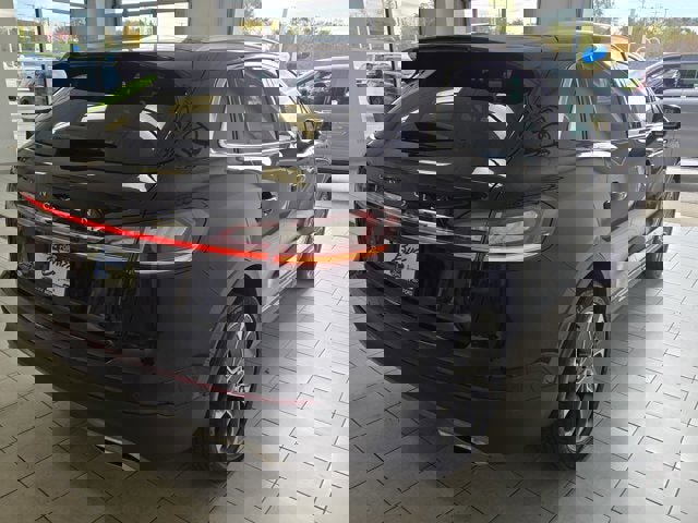 Used 2022 Lincoln Nautilus Reserve image 11