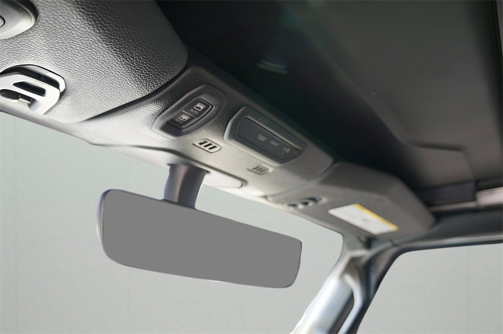 Used 2023 Jeep Wrangler Sahara image 29