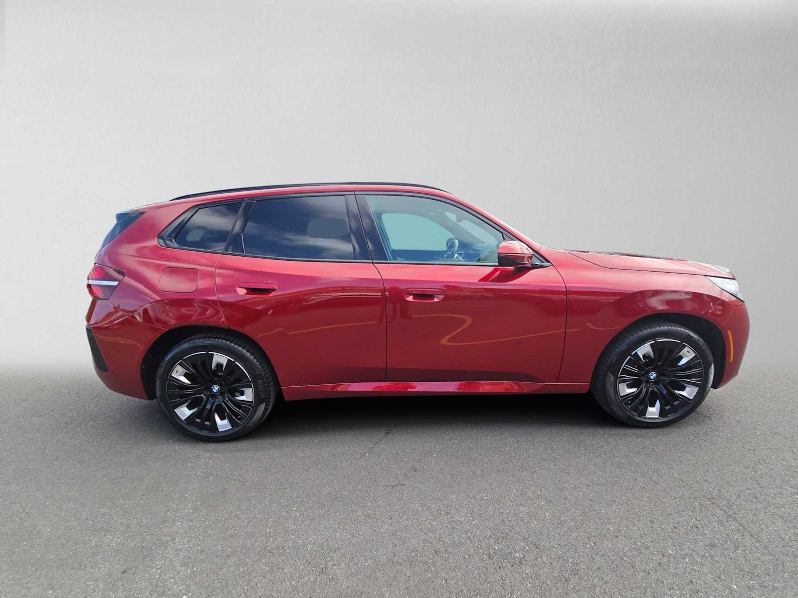 Used 2026 BMW X3 xDrive30i w/ Premium Package AWD/4WD image 2