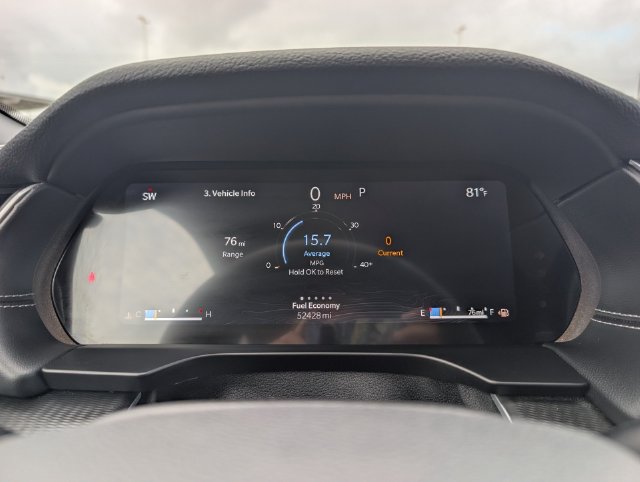 Used 2024 Jeep Grand Cherokee Altitude RWD image 15