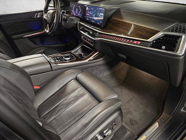 Used 2024 BMW X7 xDrive40i AWD/4WD image 20