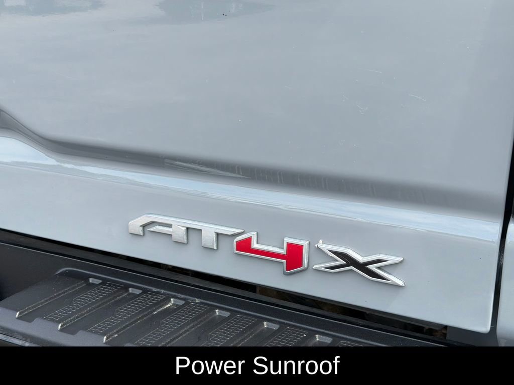 Used 2024 GMC Sierra 2500 AT4X image 6
