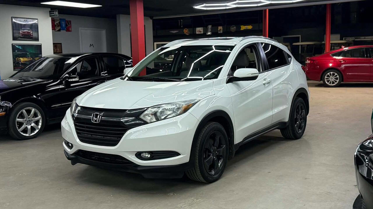 Used 2017 Honda HR-V EX-L image 1