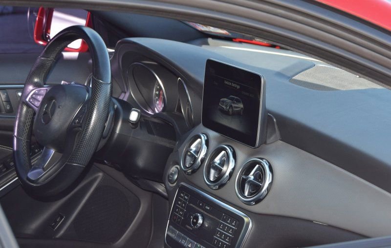 Used 2019 Mercedes-Benz GLA 250 4MATIC image 26