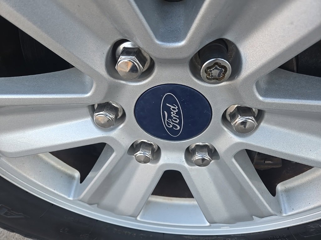 Used 2015 Ford F150 XLT image 31