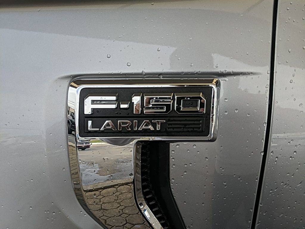 Used 2025 Ford F150 Lariat w/ Equipment Group 501A Mid image 11