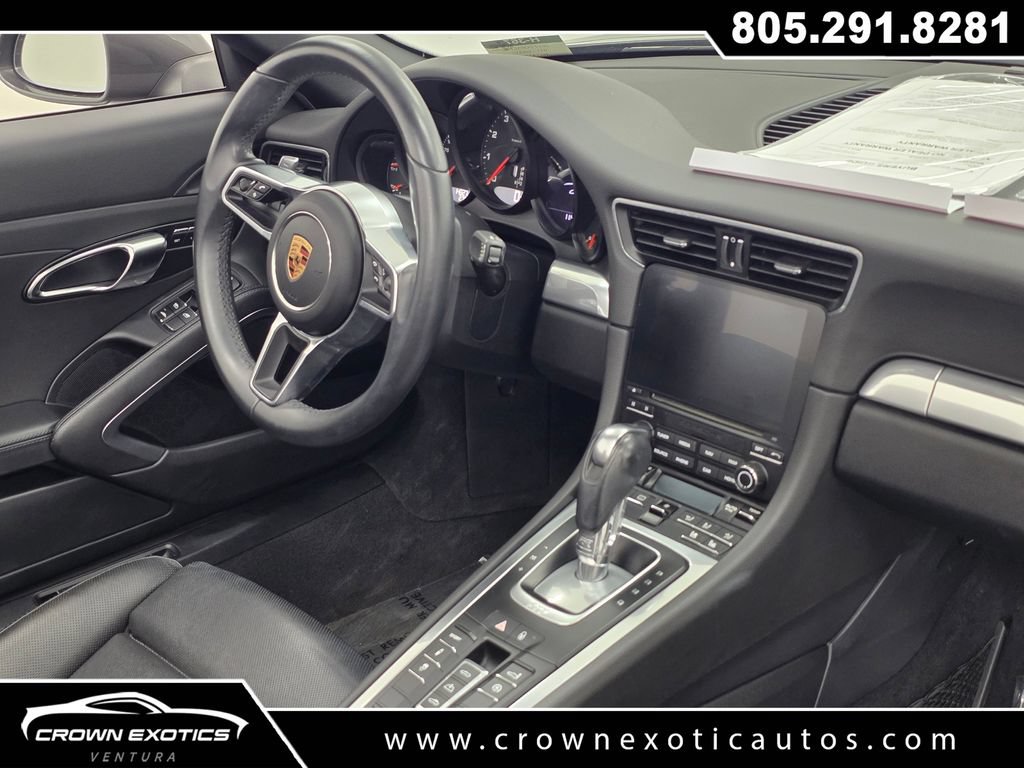 Used 2017 Porsche 911 Carrera 4 AWD/4WD image 19