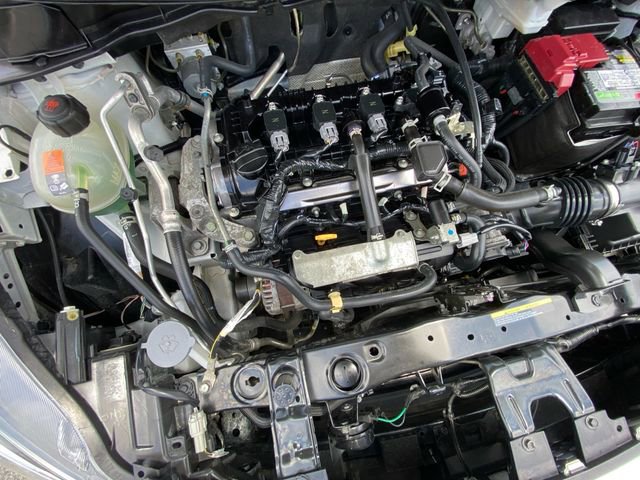 Used 2021 Nissan Versa SV image 28