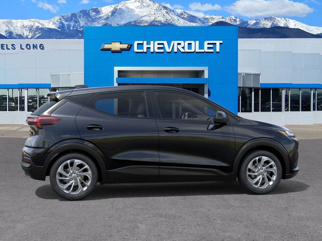 New 2027 Chevrolet Bolt LT image 5
