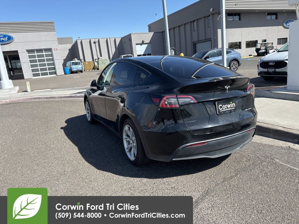 Used 2021 Tesla Model Y Long Range image 10
