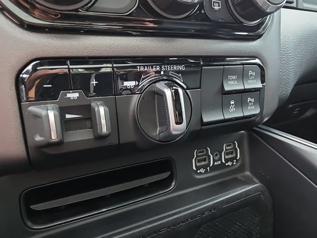 Used 2022 RAM 1500 Laramie AWD/4WD image 15