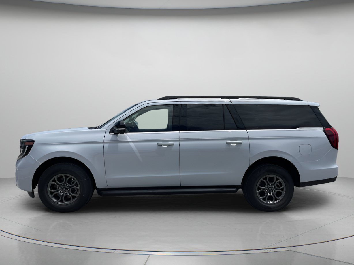 New 2026 Ford Expedition Max Active RWD image 6