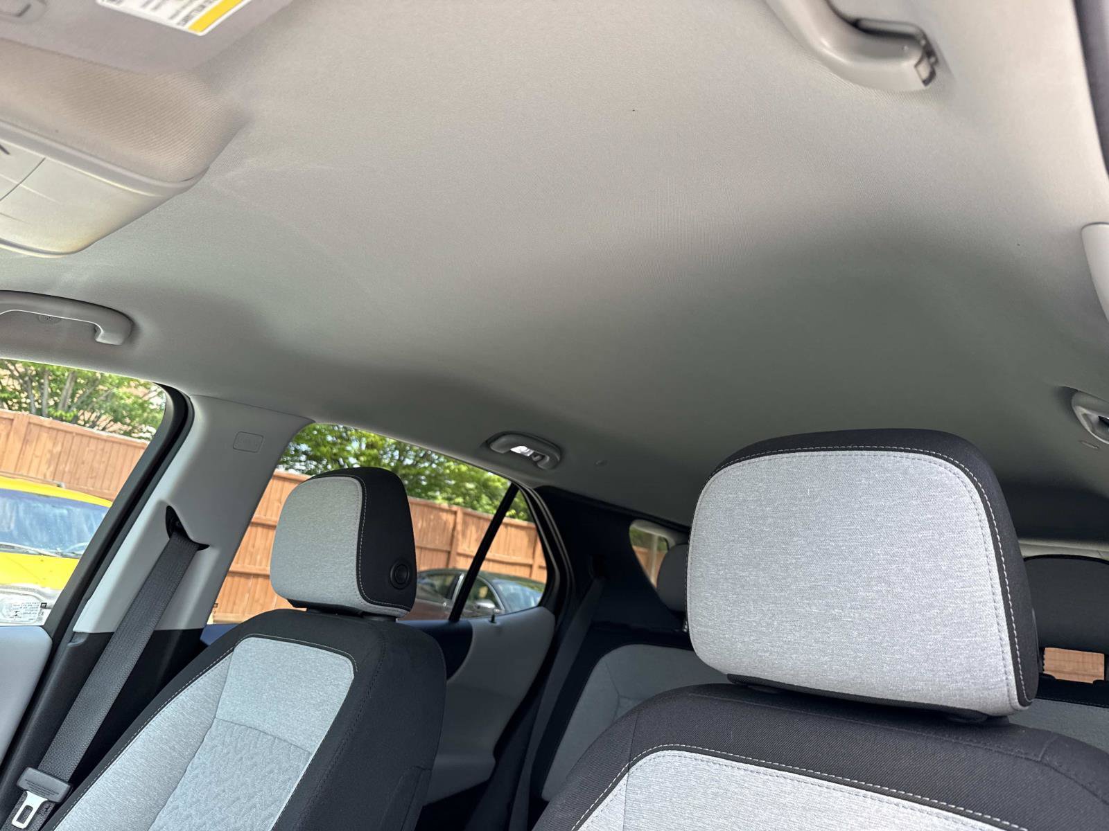 Used 2022 Chevrolet Equinox LS w/ LS Convenience Package FWD image 3