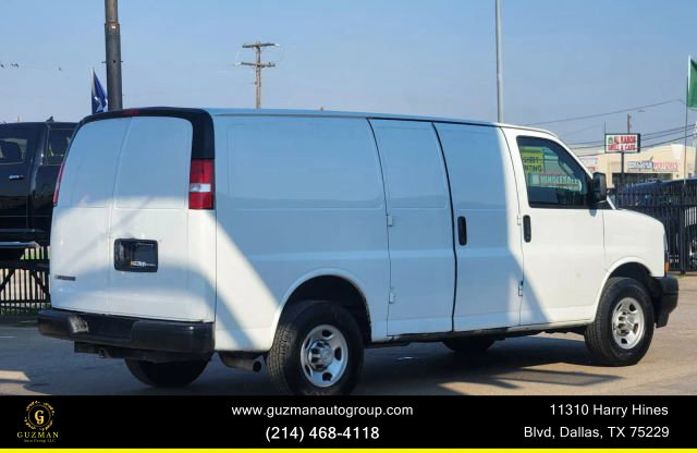 Used 2021 Chevrolet Express 2500 w/ Driver Convenience Package image 5