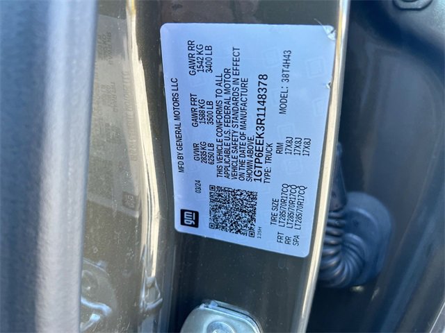 Used 2024 GMC Canyon AT4X image 34