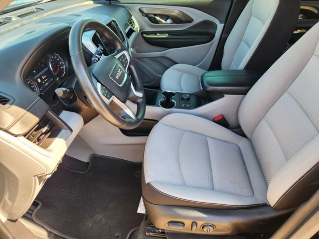 Used 2023 GMC Terrain SLE w/ Driver Convenience Package image 13