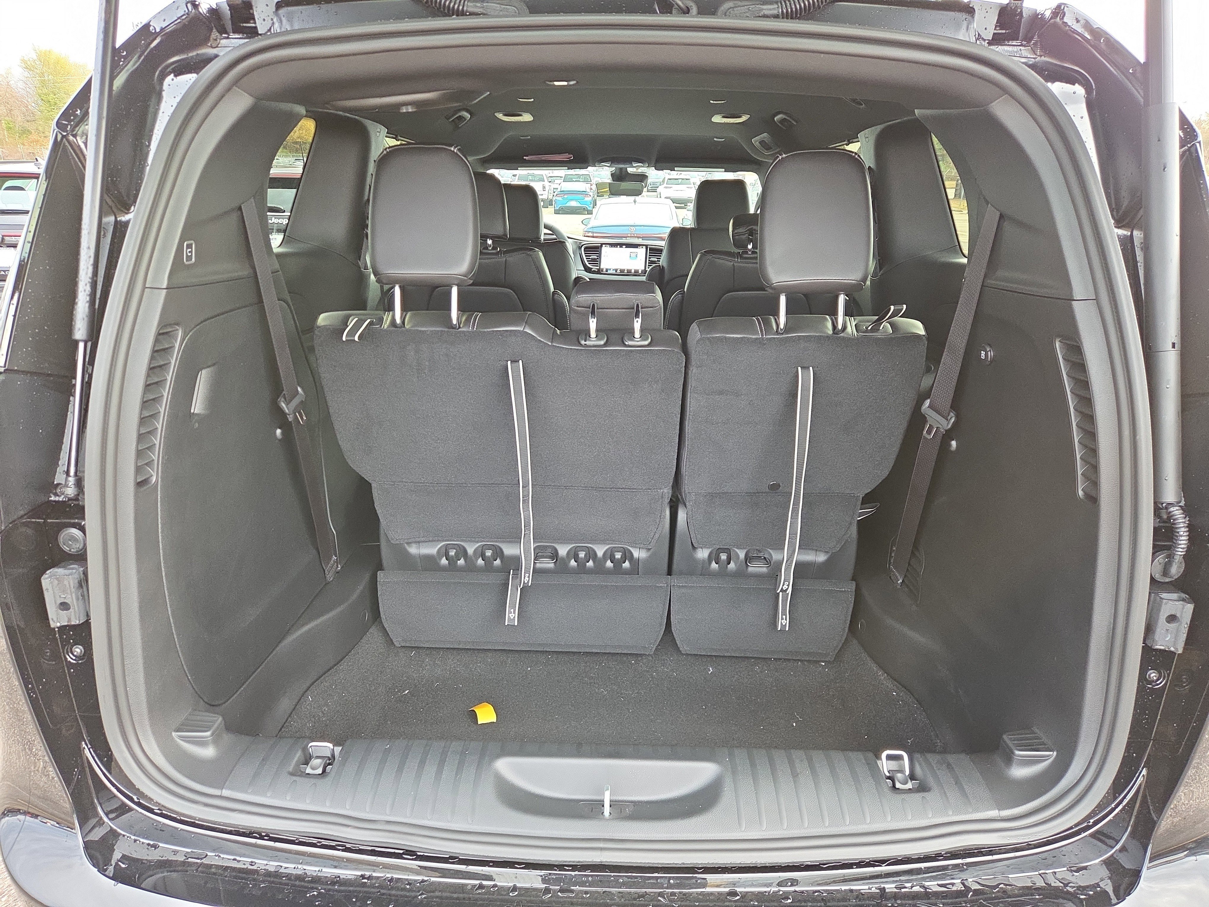 New 2026 Chrysler Voyager LX FWD image 9