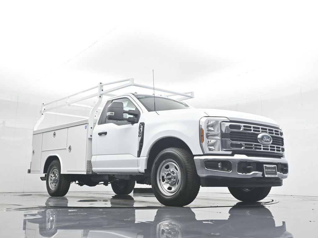New 2025 Ford F350 XL w/ XL Chrome Package image 48