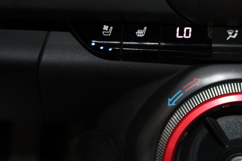 Used 2021 Chevrolet Camaro SS RWD image 45