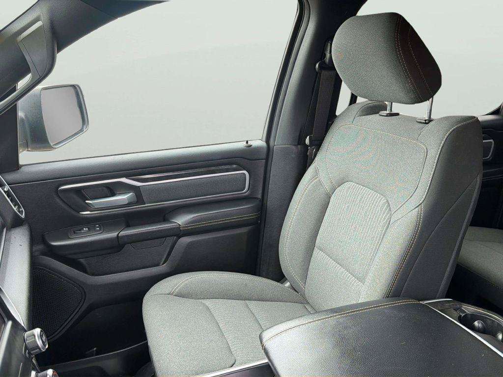 Used 2022 RAM 1500 Big Horn AWD/4WD image 13