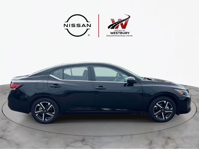 Used 2025 Nissan Sentra SV FWD image 5