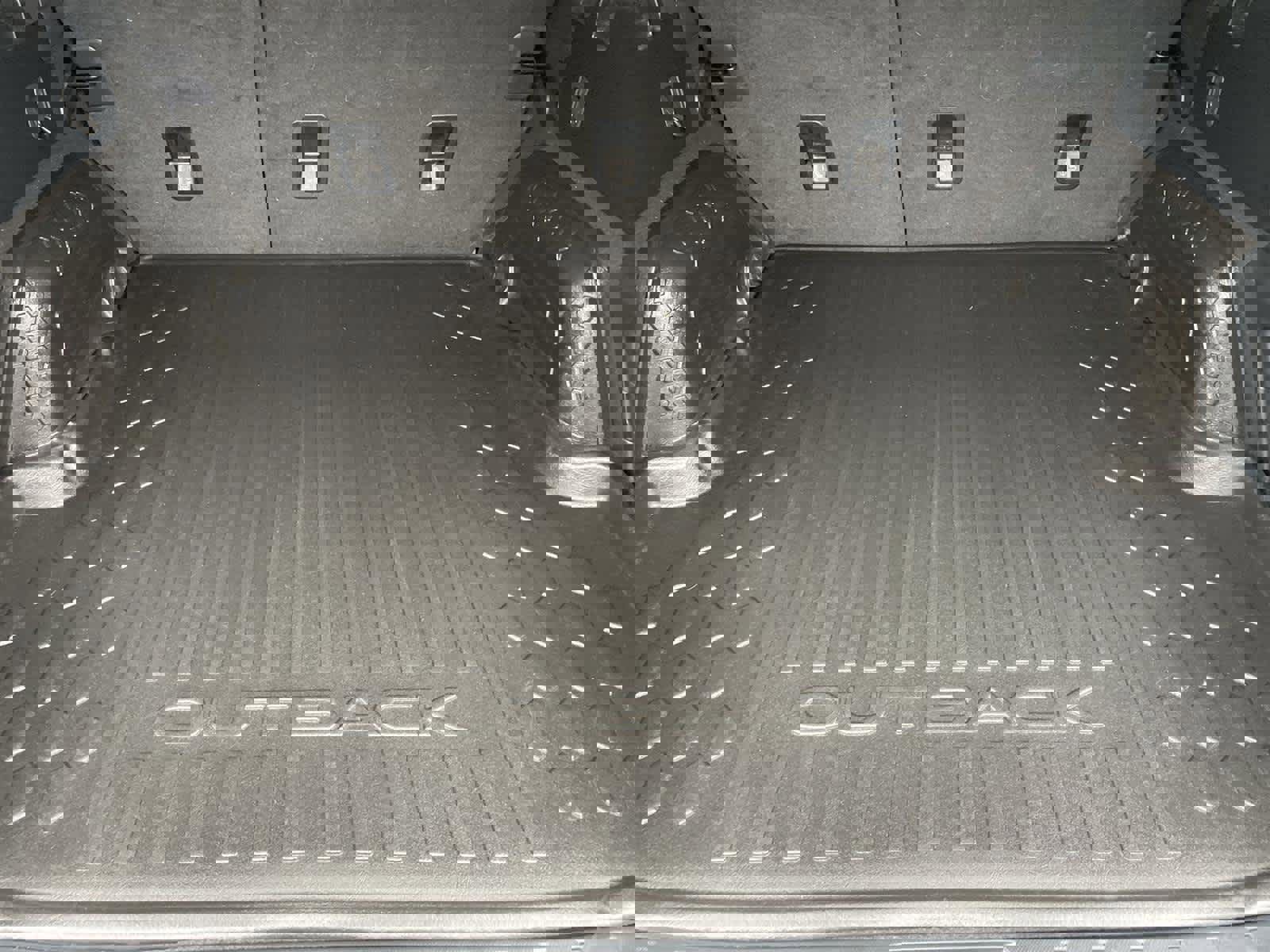 Used 2023 Subaru Outback Onyx Edition AWD/4WD image 15