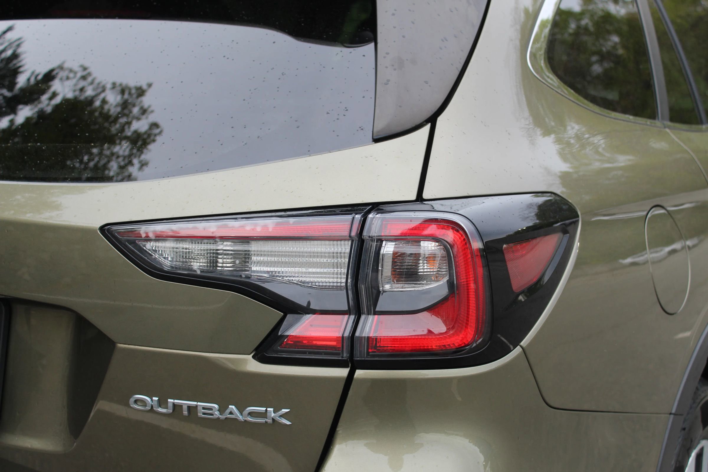 Used 2020 Subaru Outback Premium AWD/4WD image 37