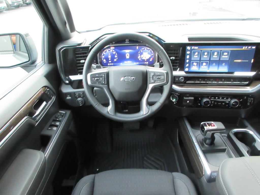 New 2026 Chevrolet Silverado 1500 LT Trail Boss w/ Dark Appearance Package AWD/4WD image 18