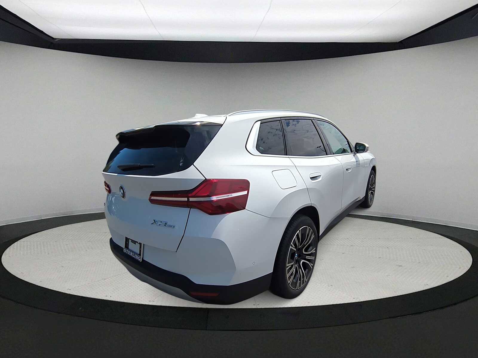 Used 2025 BMW X3 xDrive30i AWD/4WD image 8