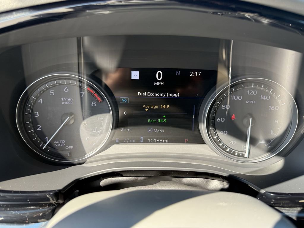 Used 2024 Cadillac XT6 Premium Luxury w/ Technology Package image 17