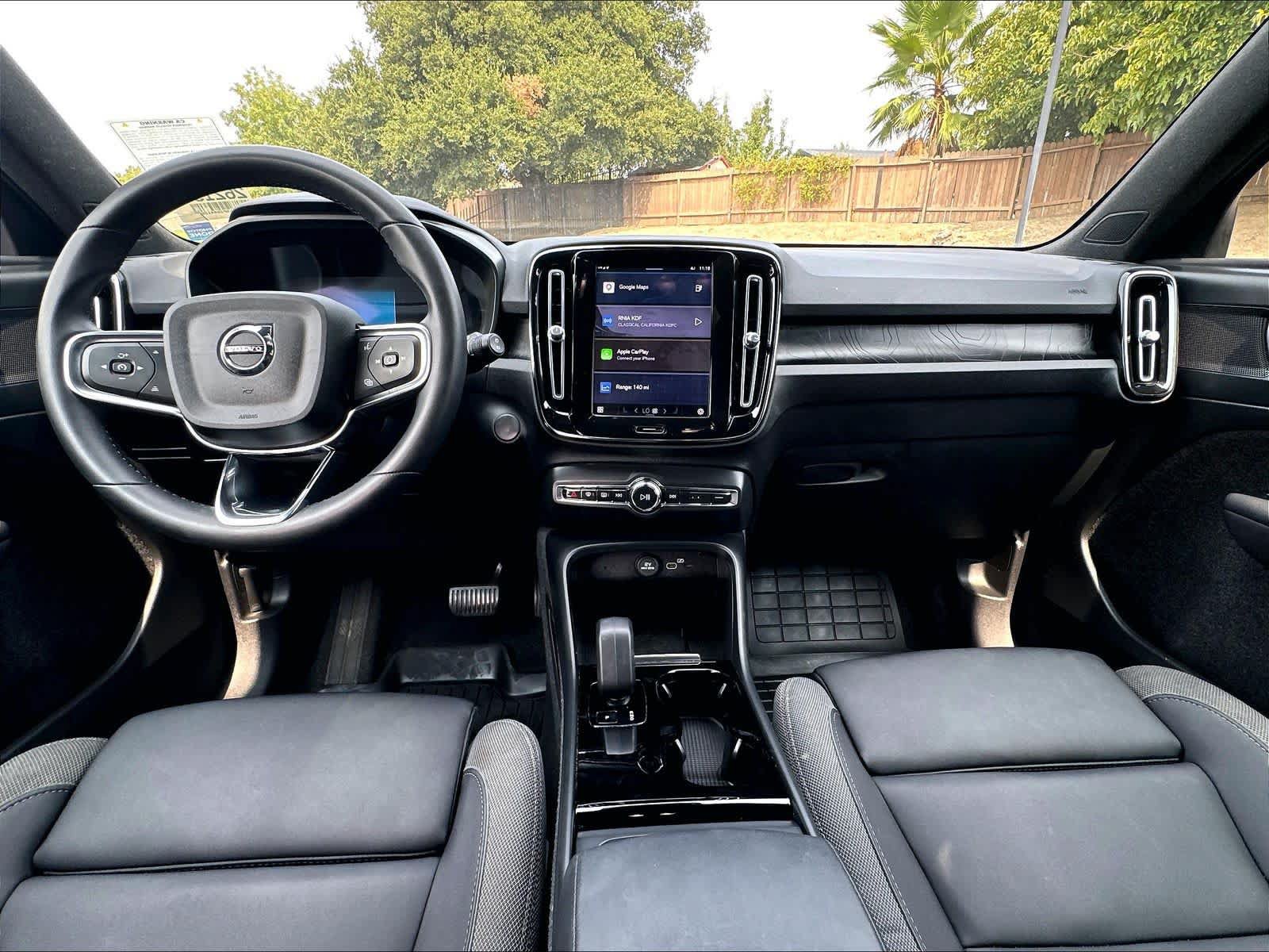 Used 2023 Volvo XC40 Recharge Core w/ Protection Package Premier AWD/4WD image 18