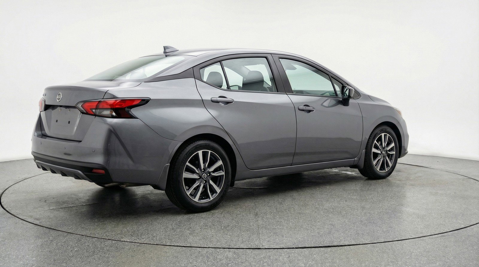 Used 2025 Nissan Versa SV FWD image 7