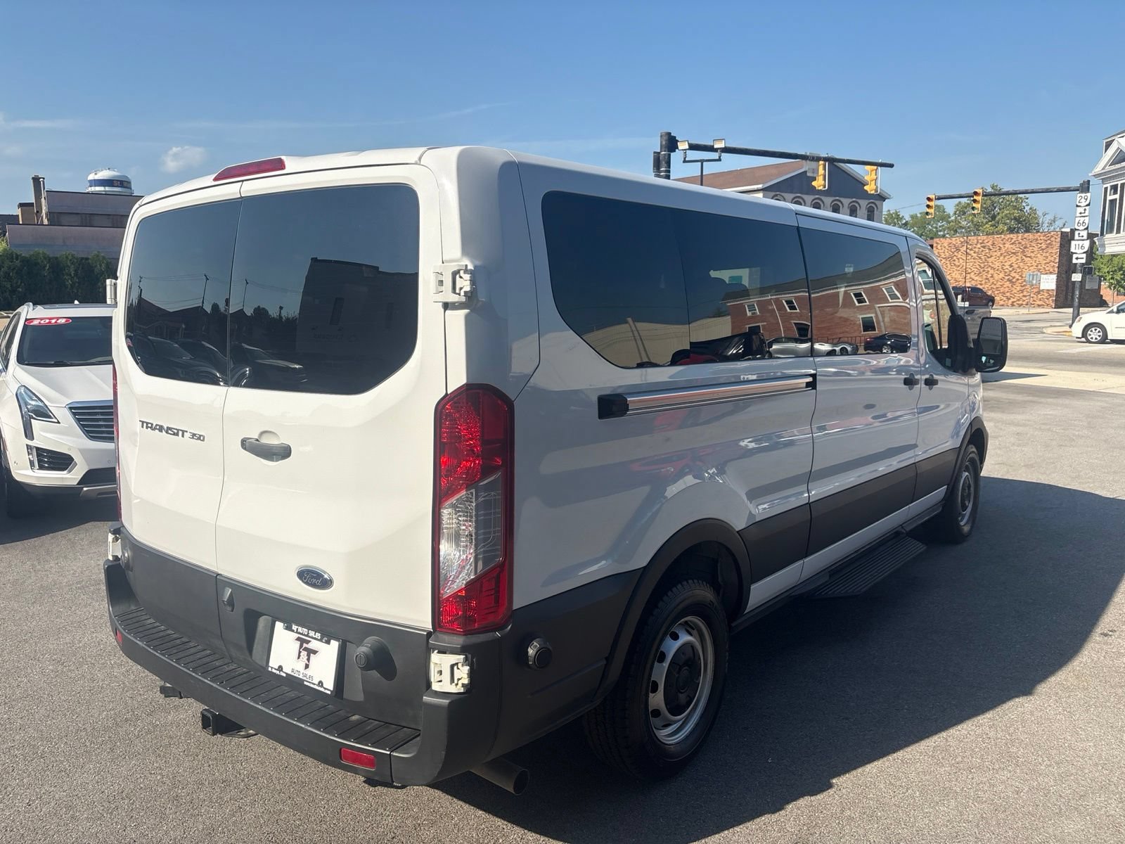 Used 2024 Ford Transit 350 XL RWD image 5