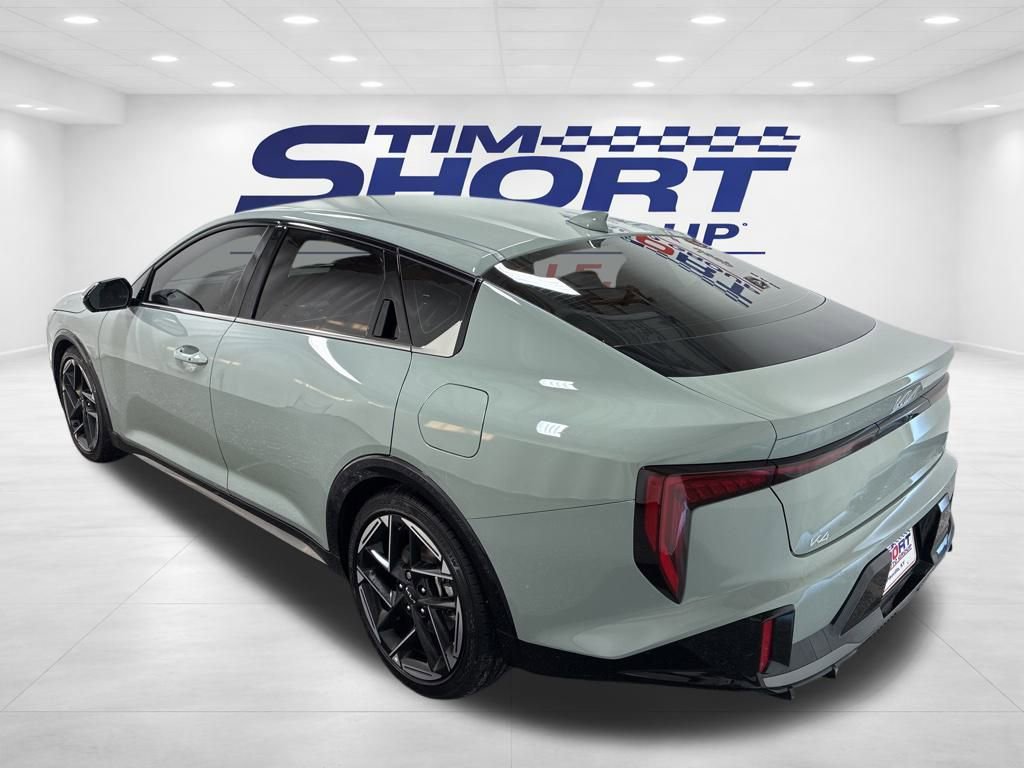 Used 2025 Kia K4 GT-Line image 7