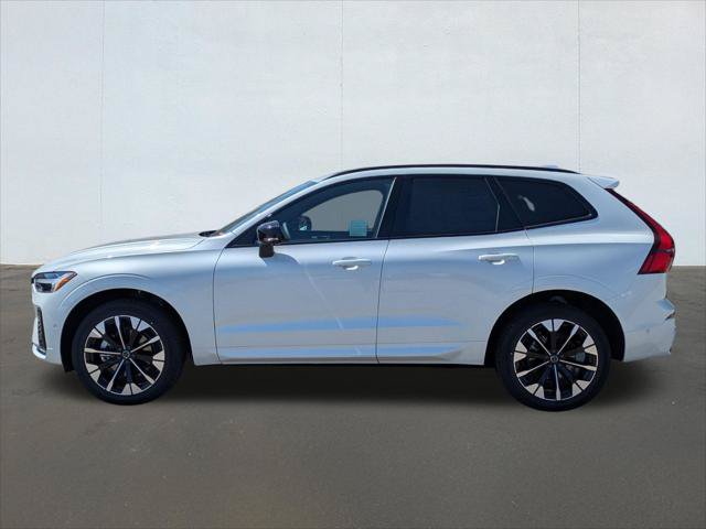 New 2026 Volvo XC60 B5 Plus w/ Climate Package PRO AWD/4WD image 3