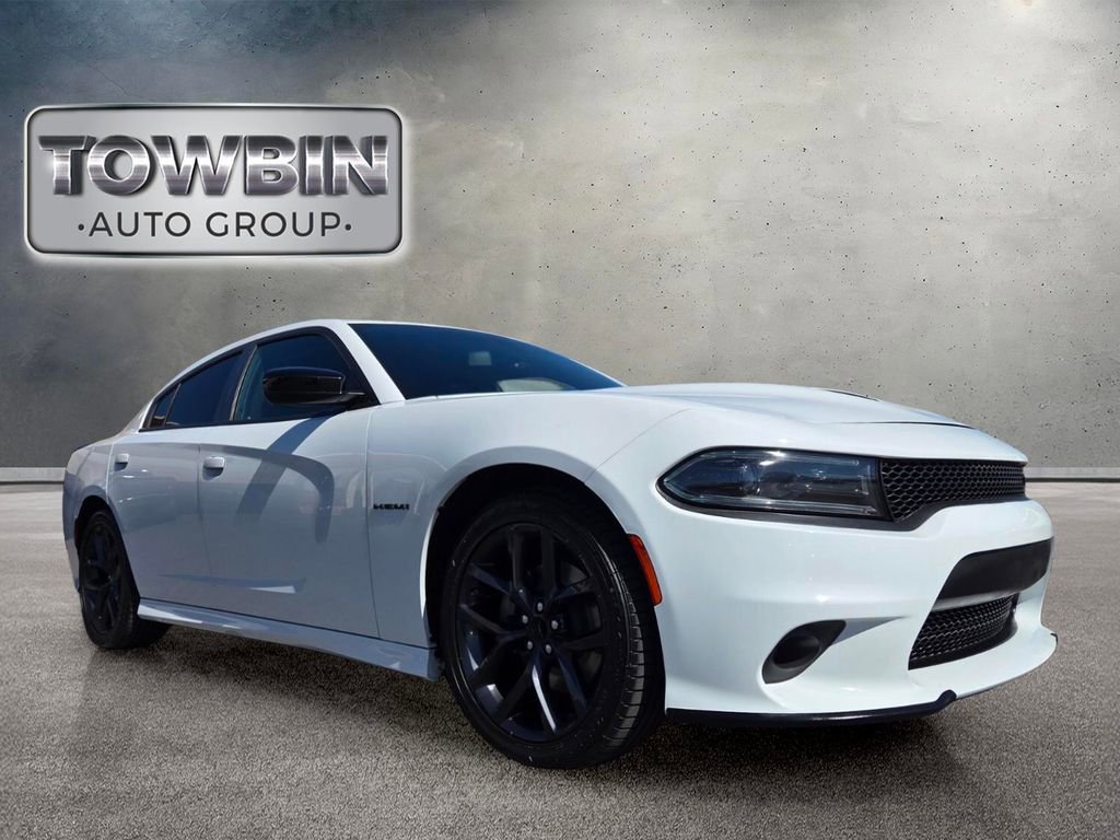 Used 2022 Dodge Charger R/T w/ Blacktop Package RWD image 2