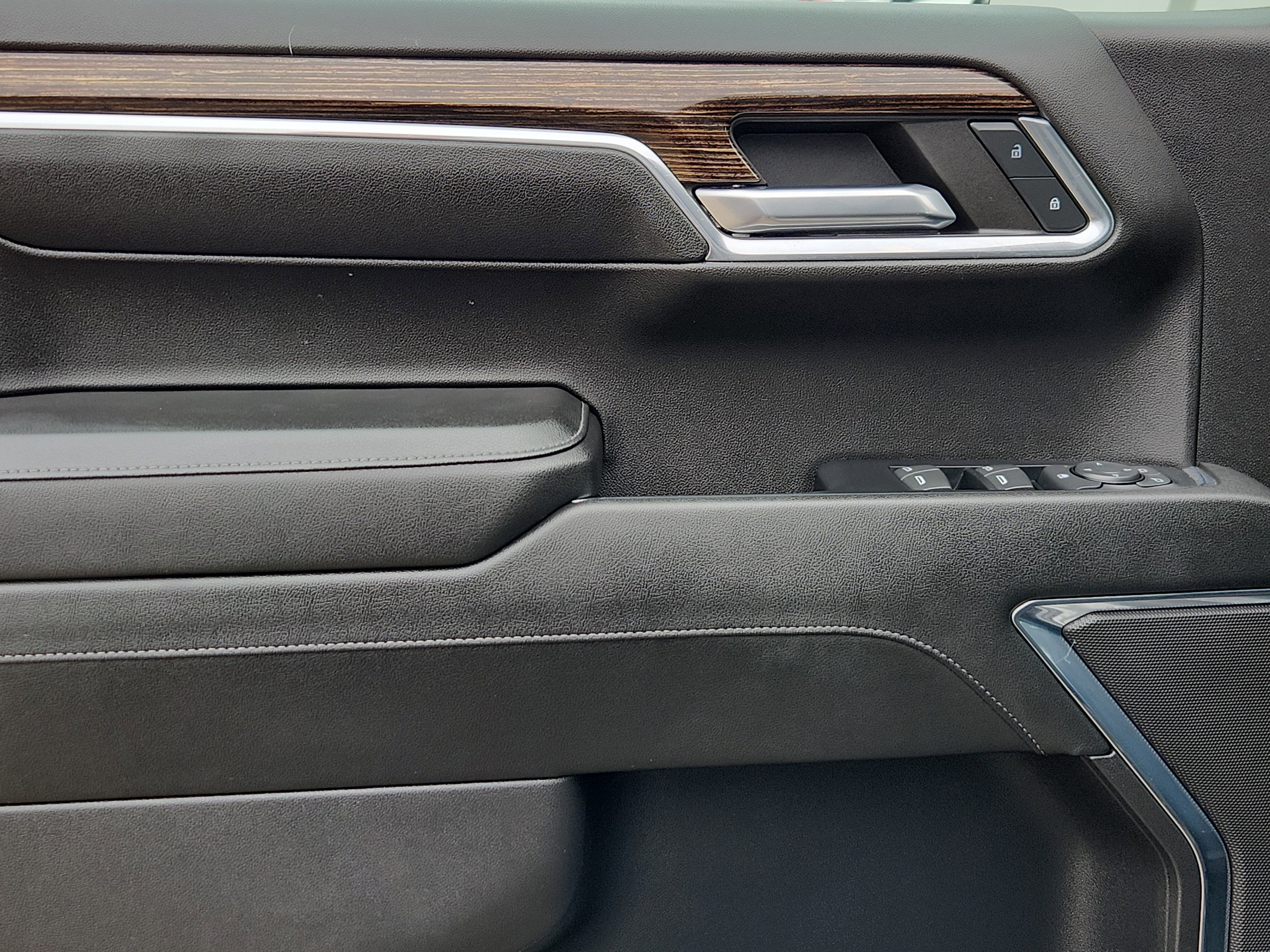 Used 2024 GMC Sierra 1500 Elevation image 6