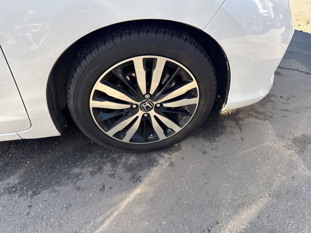 Used 2020 Honda Fit EX image 3